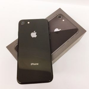 iPhone8 64GB
