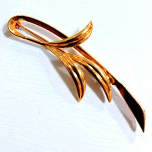 K18 ブローチ
