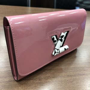 ルイ・ヴィトン ポルトフォイユ ツイスト ヴェルニ