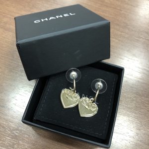 シャネル ピアス