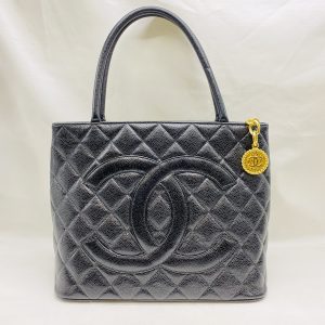 シャネル トートバッグ マトラッセ キャビアスキン