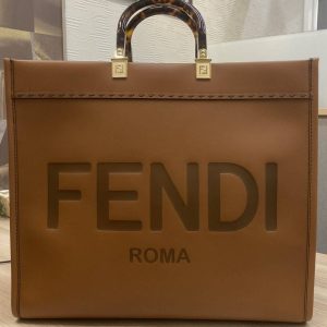 FENDI サンシャイントート