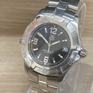 タグホイヤー　不動