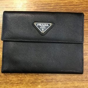 PRADA　プラダ　サフィアーノ　折りたたみ　財布