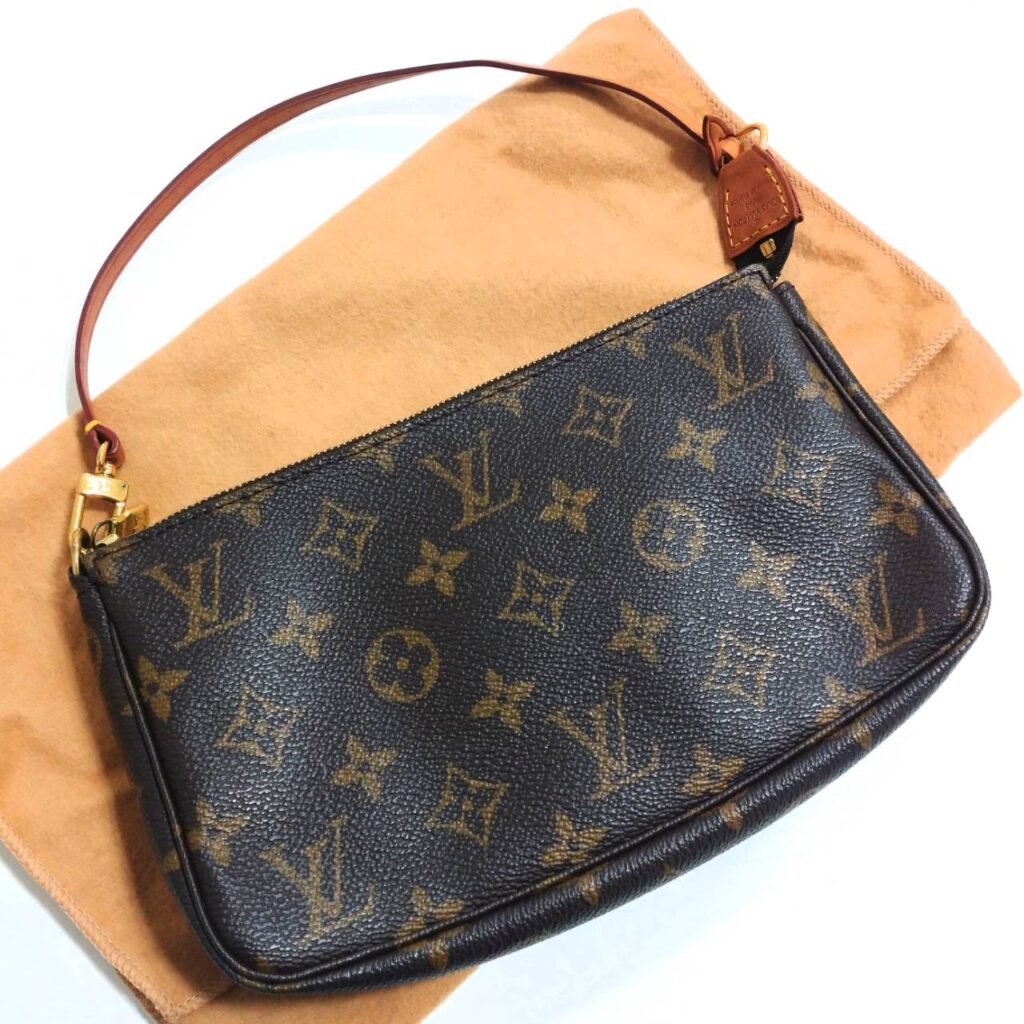 LOUIS VUITTON ルイヴィトン アクセサリーポーチの買取実績 | 買取専門