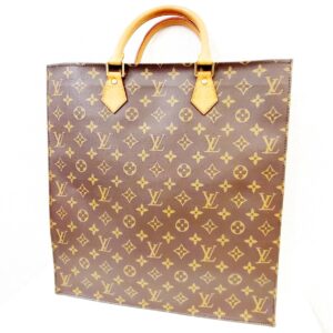 LOUIS VUITTON ルイヴィトン モノグラム サックプラ