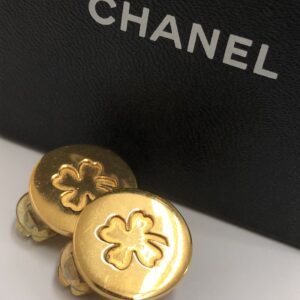 CHANEL(シャネル) クローバー イヤリング 96A