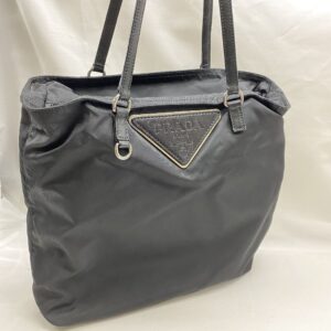 PRADA ナイロントートバッグ
