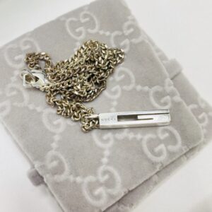 GUCCI ネックレス Gロゴ