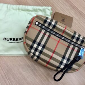 BURBERRY　ウエストポーチ