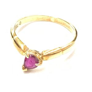 ルビー0.22ctリング