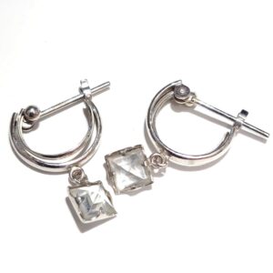 Pt900 ダイヤモンドピアス