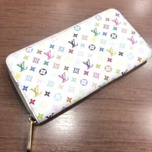 ルイ・ヴィトン マルチカラー ジッピーウォレット