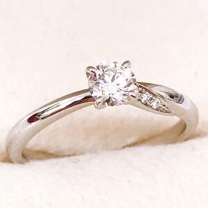 Pt950 ダイヤ付 リング