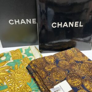 シャネルスカーフ 緑 / ゴールド