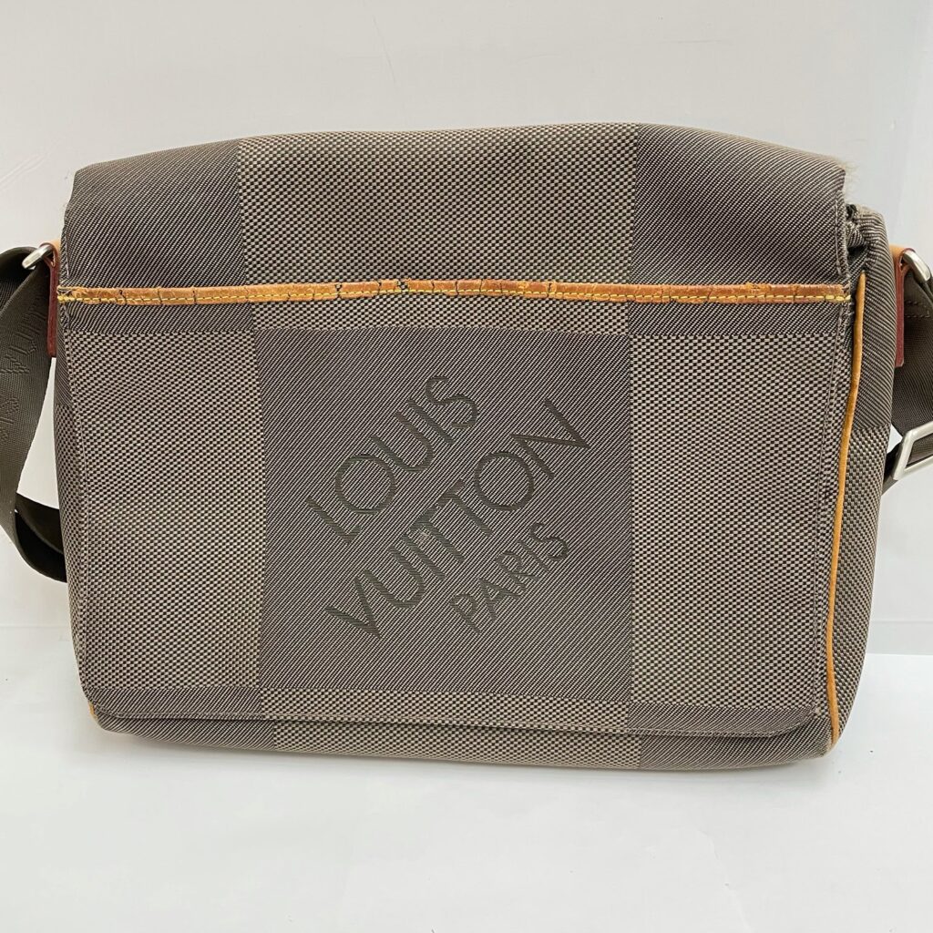 格安販売の LOUIS VUITTON （22270813） プチメサジェ ダミエジェアン ...