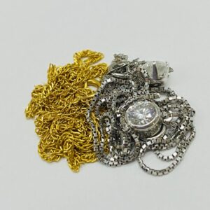 金　プラチナ　ネックレス　ダイヤモンド