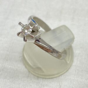 ダイヤモンド　リング　