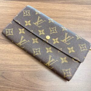 Louis Vuitton ルイヴィトン 財布 ポルトモネクレディ