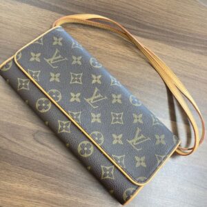 ルイヴィトン モノグラム ポシェットツインGM