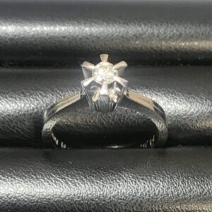 プラチナダイヤモンドリング Pt900