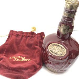 CHIVAS ROYAL SALUTE 21年 ロイヤルサルート 陶器ボトル ウイスキー