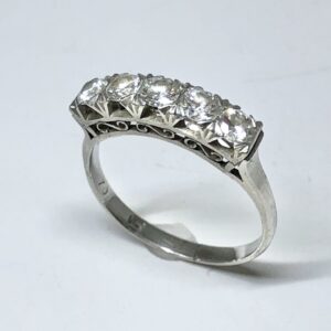 Pt900 0.70ctダイヤ付きリング