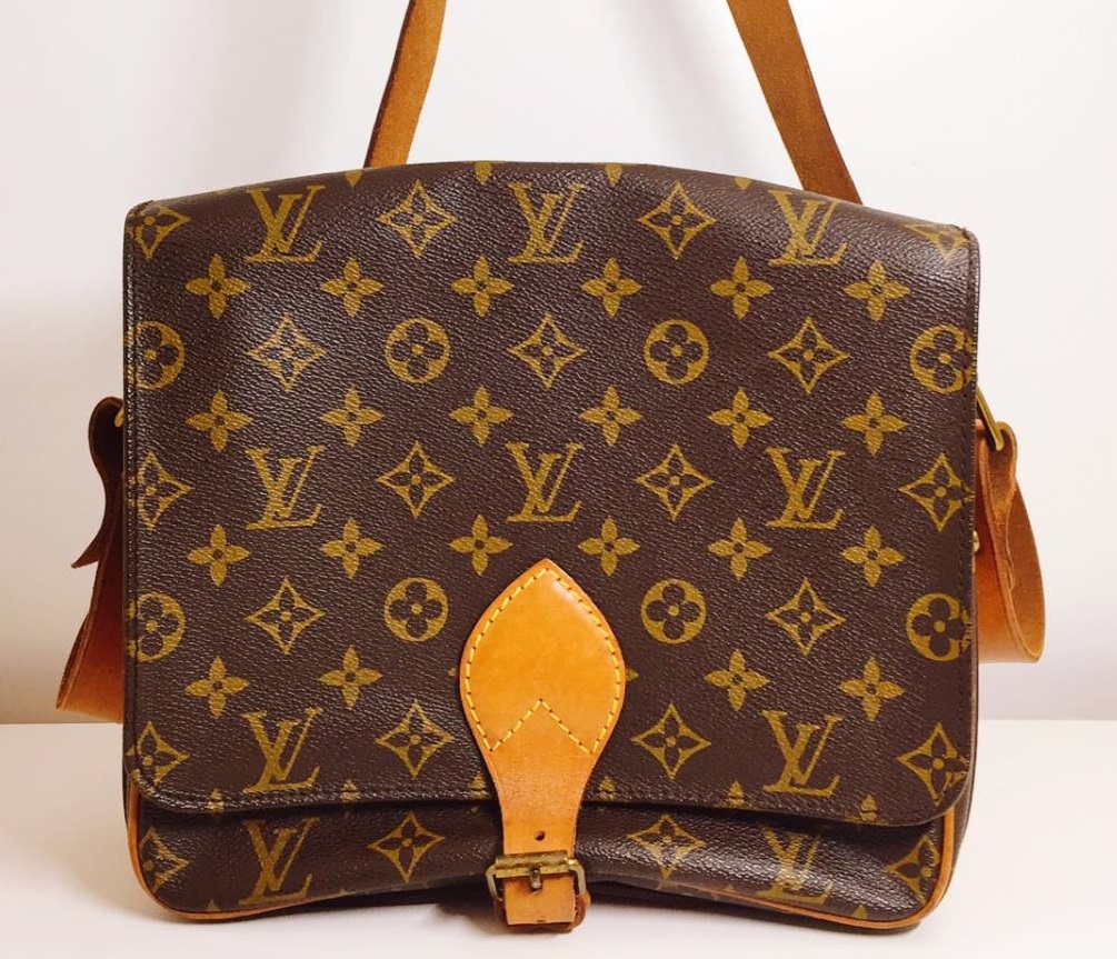 Louis Vuitton　ルイヴィトン　カルトシエール