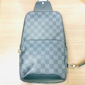 LOUIS VUITTON ルイ・ヴィトン アヴェニュー ダミエ グラフィット