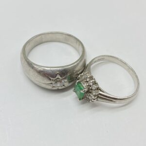 プラチナ リング ダイヤモンド エメラルド