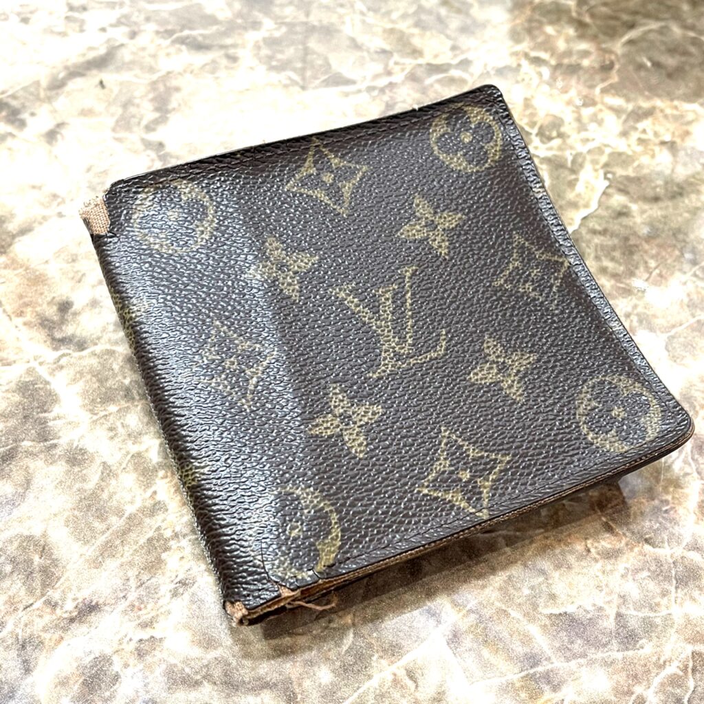 LOUIS VUITTON　ポルトフォイユ　二つ折り財布