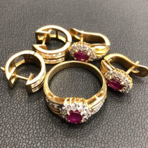 刻印なし リング ピアス サファイア ダイヤモンド