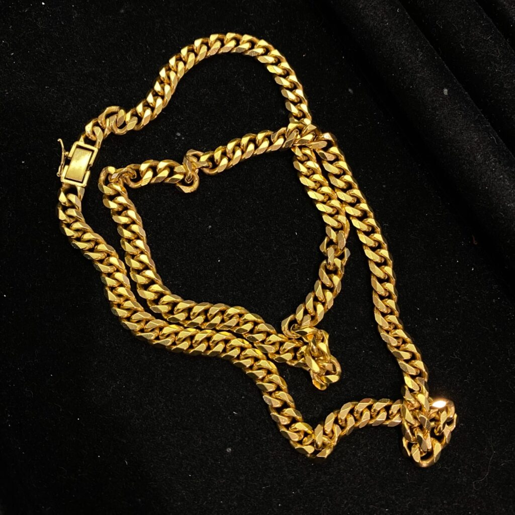 K18　喜平ネックレス　18金　ゴールド　装飾小物