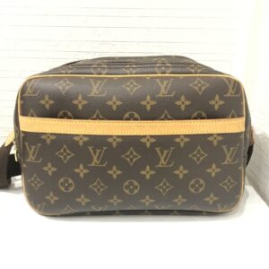LOUIS VUITTON リポーター