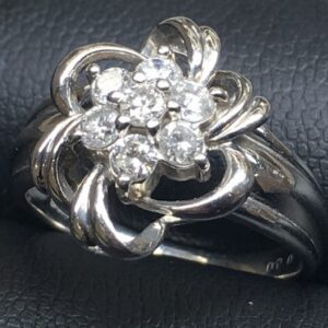 Pt900　メレダイヤモンド　リング