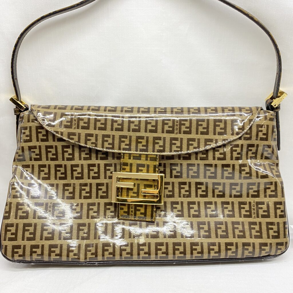 FENDI エナメルハンドバッグ | munchercruncher.com