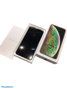 iPhone XS MAX 256GB ブラック