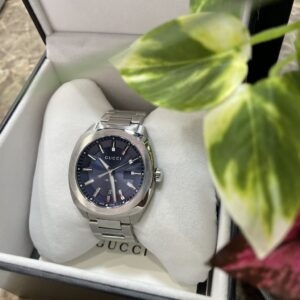 GUCCI YA142303 腕時計