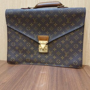 LV ヴィトン コンセイエ ビジネスバッグ モノグラム