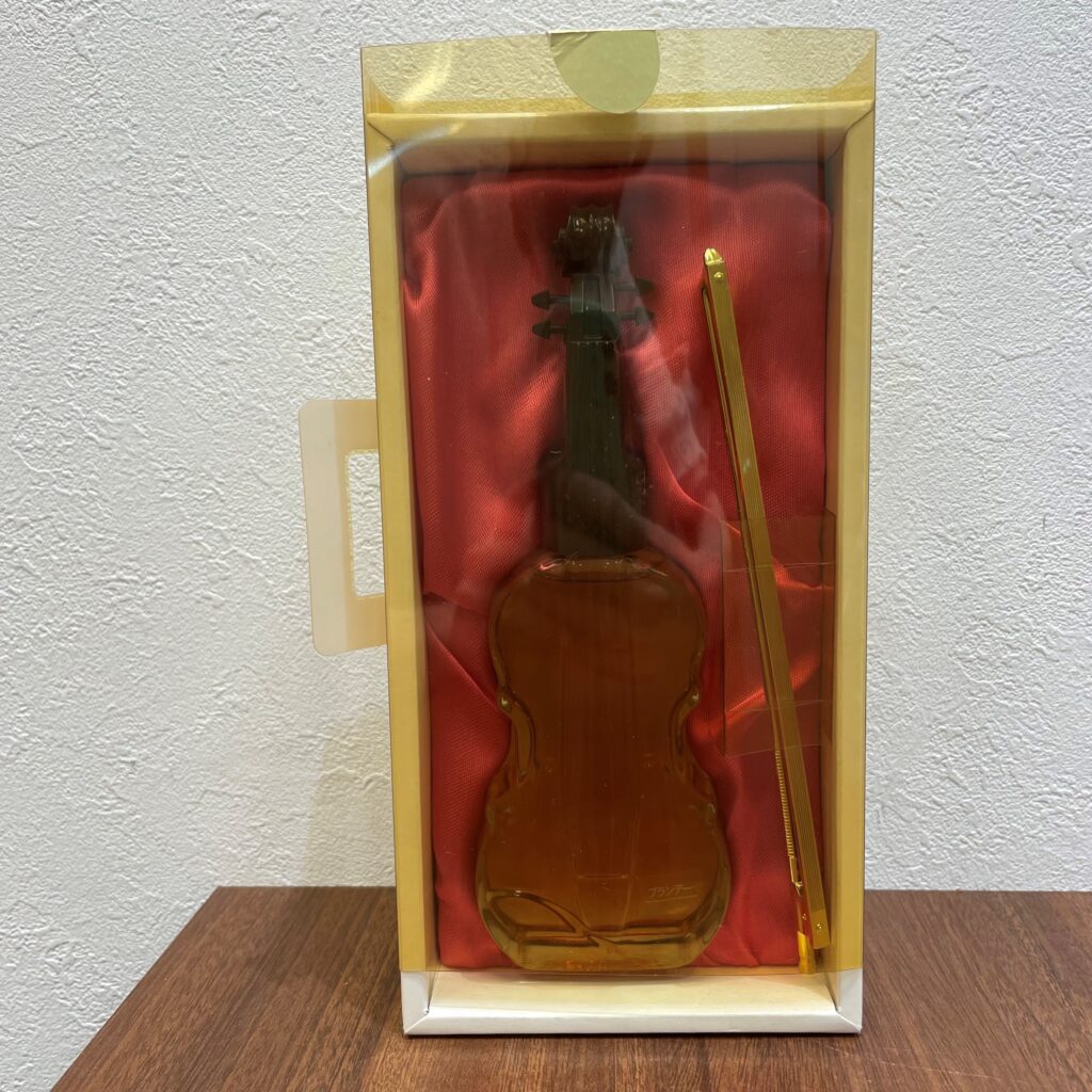 サントリー　ブランデー　バイオリン型