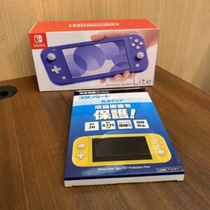 任天堂 ニンテンドー Switch Lite ブルー 未使用品 箱付き 液晶保護フィルム付き