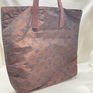 LOUIS VUITTON ルイヴィトン カバ エスカパード