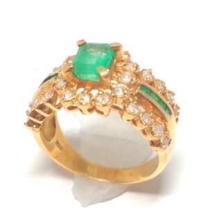 K18エメラルドメレダイヤ付きリング