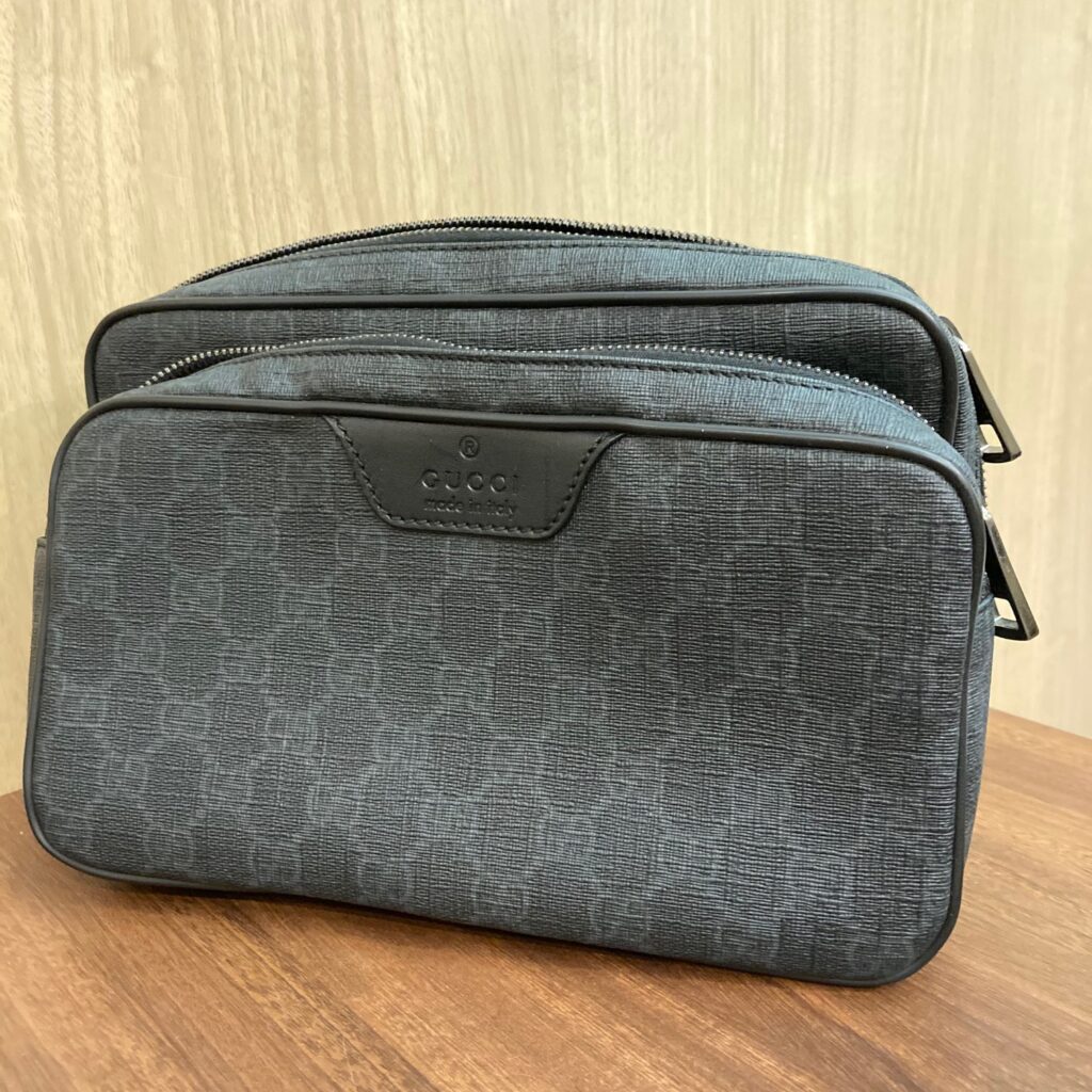 GUCCI グッチ クラッチバッグ-