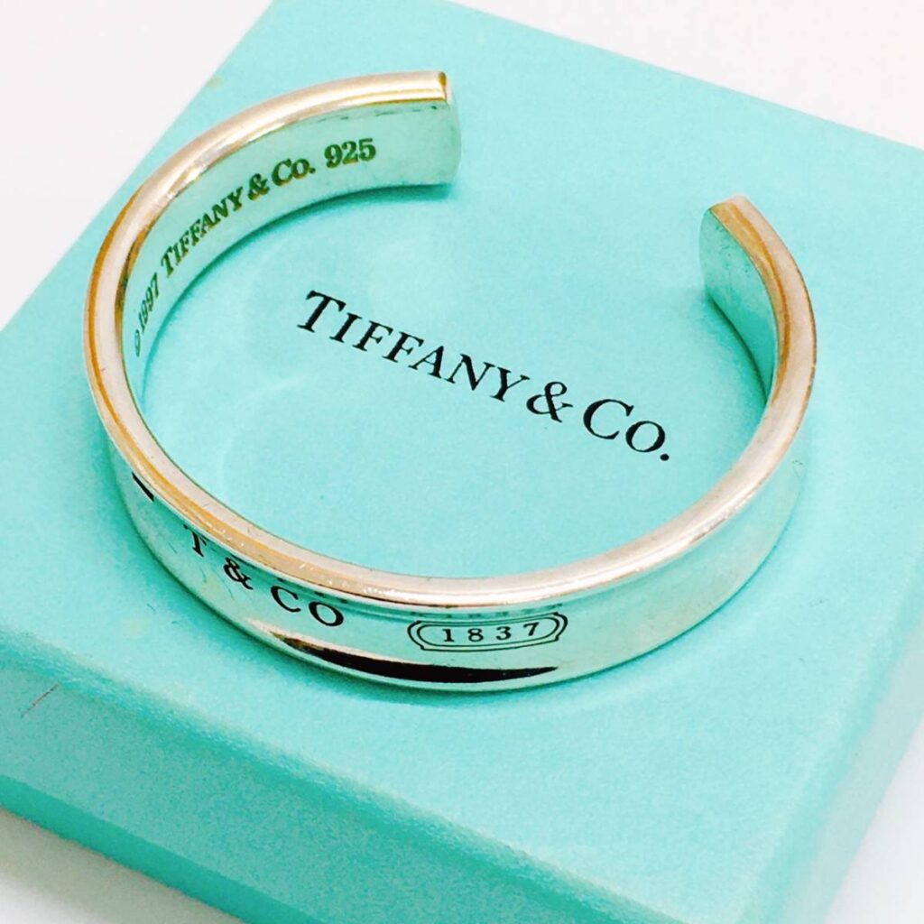 【海外規格】TIFFANY ブレスレット1837 ナローカフ　バングル アクセサリー