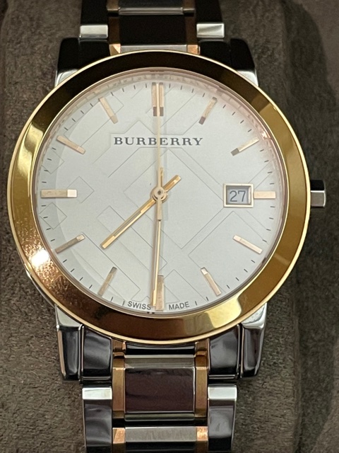 バーバリー  メンズラージツートーンステンレススチールブレスレット腕時計