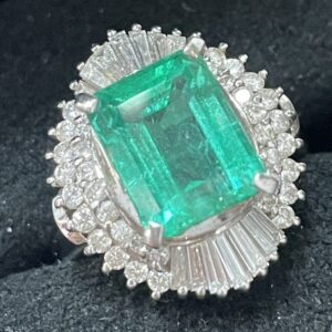 Pt900 エメラルド3.16ct ダイヤモンド 0.90ct リング