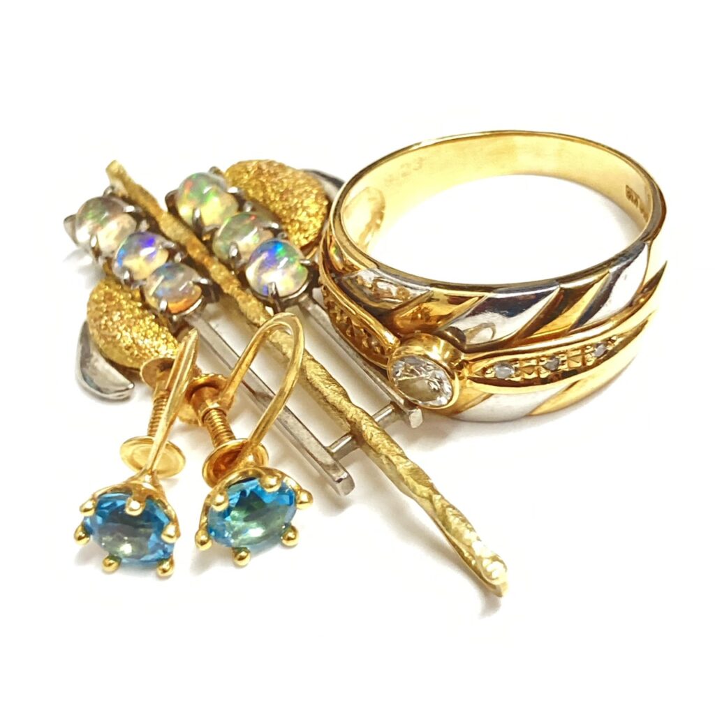 K18 貴金属 アクセサリーまとめの買取実績 | 買取専門店さすがや