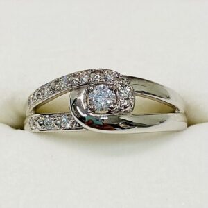 Pt900 0.10ct＆0.08ctメレダイヤ付リング