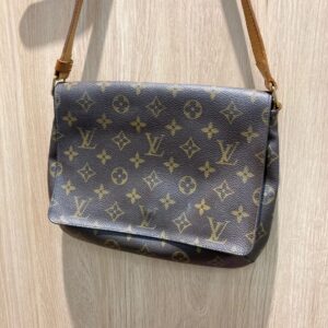 ルイヴィトン ミュゼットタンゴ LV ショルダーバッグ